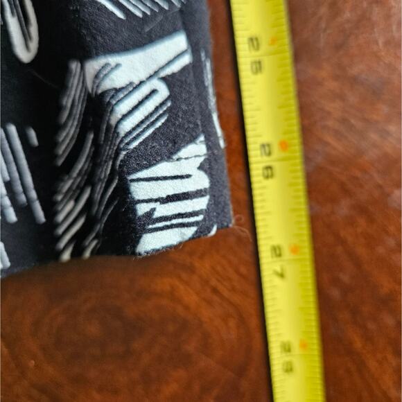 Chico's Travelers Womens Pants High Rise Black White Floral Ankle Pull On Medium - Picture 16 of 16